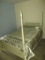 Henry Link Mid Century Green/White Bamboo Look Full Size Poster Bed