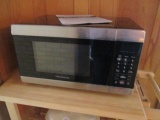 Frigidaire Stainless 1100W Microwave