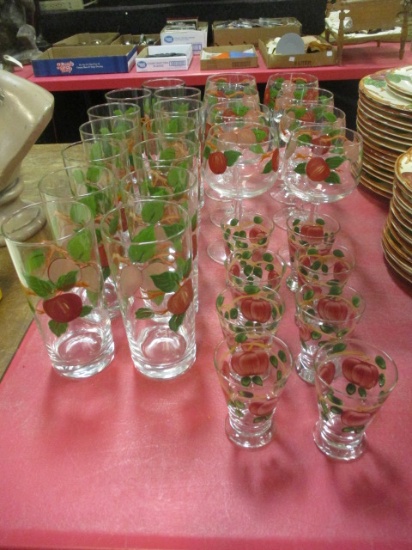 29 Pieces of Franciscan Apple Glassware