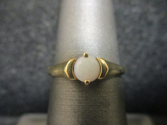 10k Gold Opal Ring