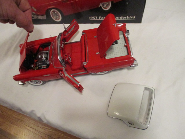 Precision 100 Collection 1957 Ford Thunderbird | Proxibid