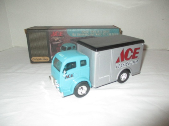 Ertl Ace Hardware 1949 White Tilt Cab Truck Bank