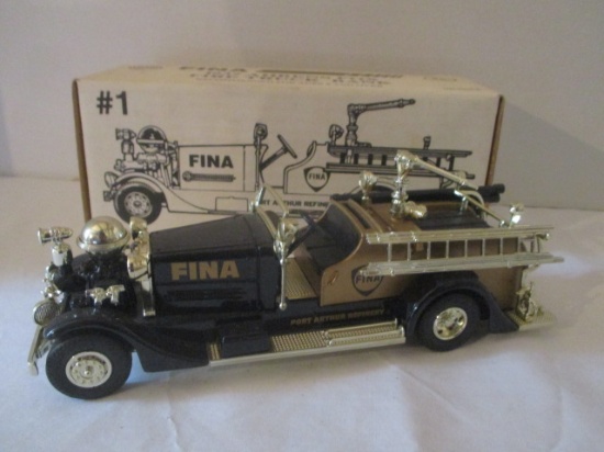 Ertl Fina 1937 Ahrens Fox Fire Truck Bank