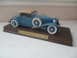 Danbury Mint 1929 Cord L29 Special Coupe on Display Base