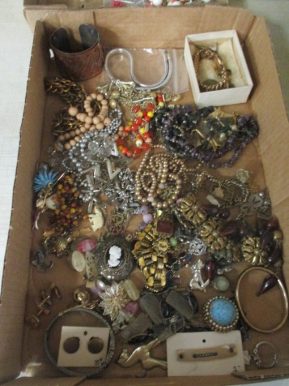 Vintage Bracelets, Brooches, Beaded Necklaces, Watches, etc.