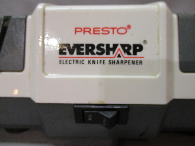 OE3985- WORKING 'Presto' EverSharp Electric Knife Sharpener – Wilbur Auction