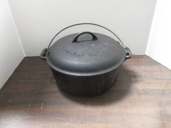 OLD Antique #8 Griswold cast iron soup pot Tite-Top Dutch Oven w Lid &  Handle