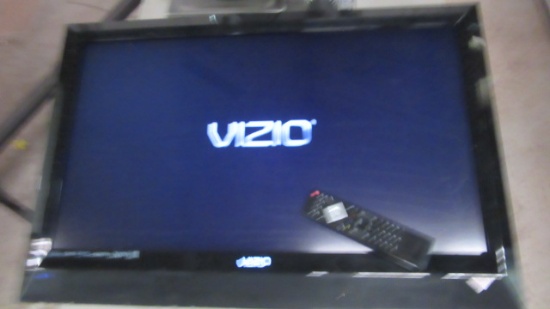 Vizio 32" Flat Screen TV with Remote