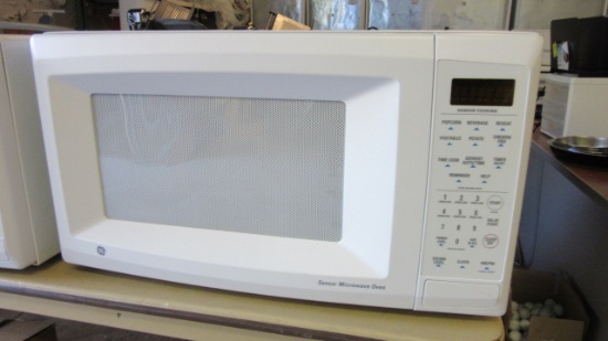 GE Turntable Microwave