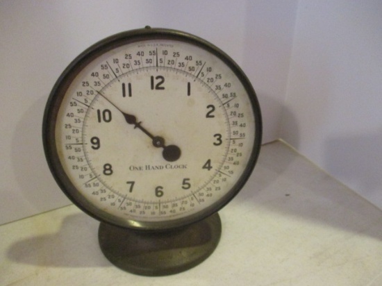 Antique One Hand Corporation Warren, Pa. "One Hand Clock" Wind-Up Clock