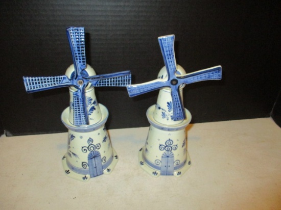 Pair of Hoppe Distilleries Handpainted Blue Delft Windmill Decanters