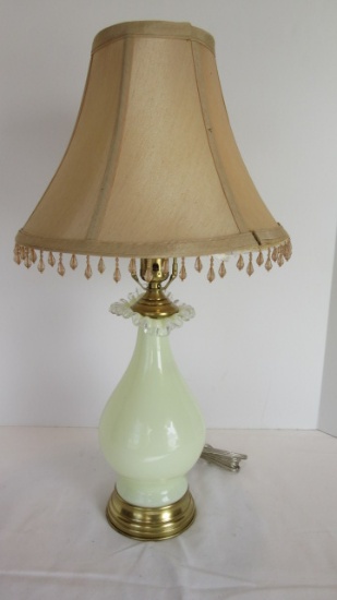 Vintage Fenton Uranium/Vaseline Glass Ruffle Vase Table Lamp