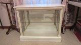 White Illuminated Curio Display Cabinet with Side Entry Glass Doors