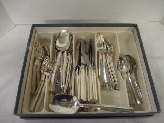Oneida "Rendition" Silverplate Flatware in Divided Tray Box