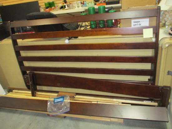 Queen Headboard/Footboard with side rails & Slats