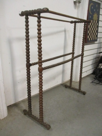Vintage Spindle Quilt Rack