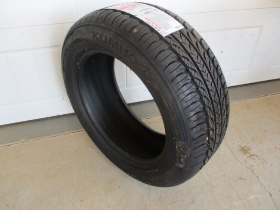 New Kumho Tire Ecsta 245/55 R18