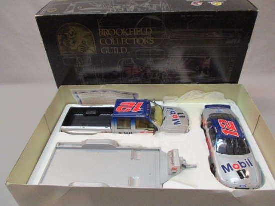 1999 Limited Edition Diecast Brookfield Mobile 125th Kentucky Derby Trackside Collection - Crew Cab,