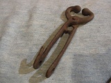 Vintage Bull Nose Lead Ring Pliers