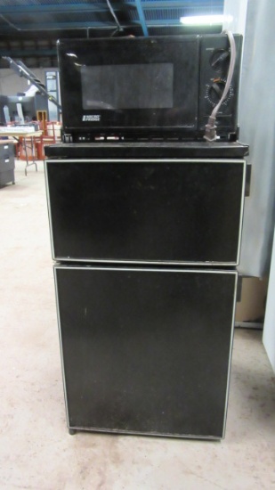 Microfridge Microwave Mini Refrigerator/Freezer