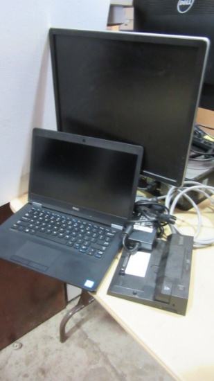 Dell Latitude 5480 Laptop, Charging Dock and  19" Monitor
