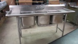 Stainless Steel Commercial 3 Tub/2 Drain Board Free Standing Sink with Faucet