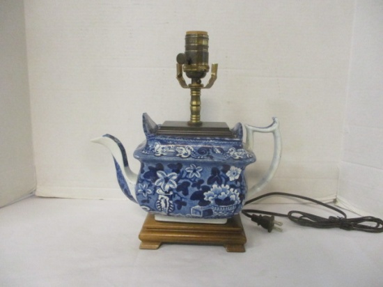 Blue and White Teapot Lamp