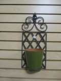 Metal Wall Planter Ring with Green Pot