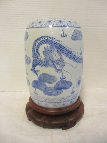 Chinese Blue / White Ceramic Vase w/stand