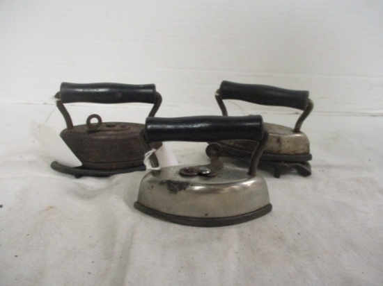 3 Mini Dover Sad Irons 3" w/Trivets
