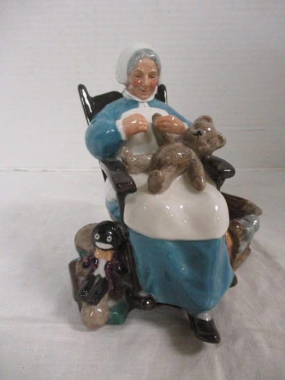 Royal Doulton Figurine 'Nanny'