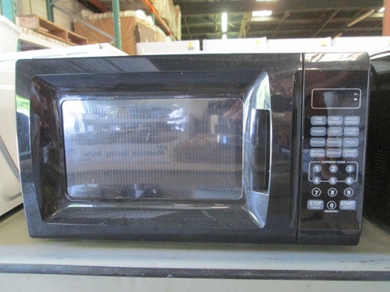 Wal-Mart Black 700 Watt Microwave