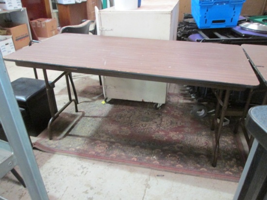 5' Wood Grain Folding Leg Table