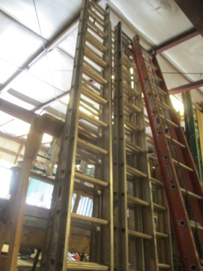 Werner 32' Aluminum Ladder