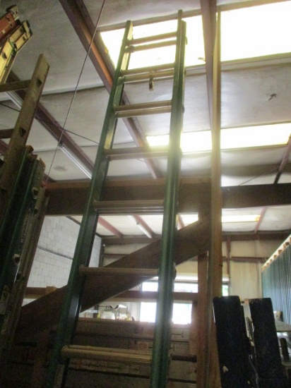 Werner 24' Fiberglass Ladder