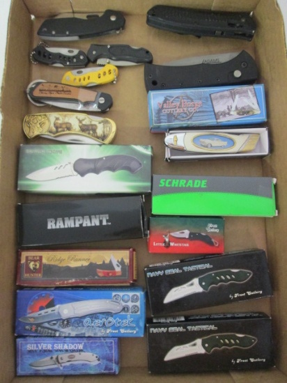Nice Grouping of Pocket Knives