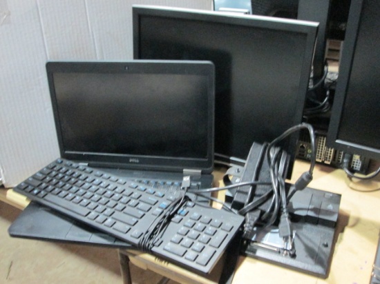 Dell Latitude E5440 Laptop, 17" Monitor, Keyboard, Docking Station and Power Cord