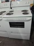 Frigidaire Electric Coil Eye White Stove