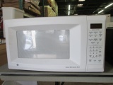 White GE Countertop Microwave