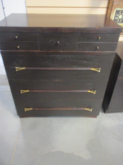 Dixie Ftr. Co. Mahogany Finish 1 over 3 Chest of Drawers