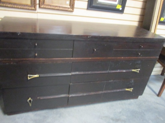 Dixie Ftr. Co. Mahogany Finish 6 Drawer Dresser