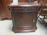 Broyhill Banded Design Mahogany Finish Small Chest