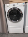 Frigidaire Affinity Ready Steam System Front Load Washer
