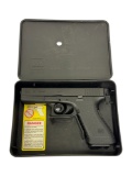 LNIB Austrian Glock 17 Gen 2 9MM Semi-Auto Pistol w/ Desirable 17rd. Preban U-Notch Magazine