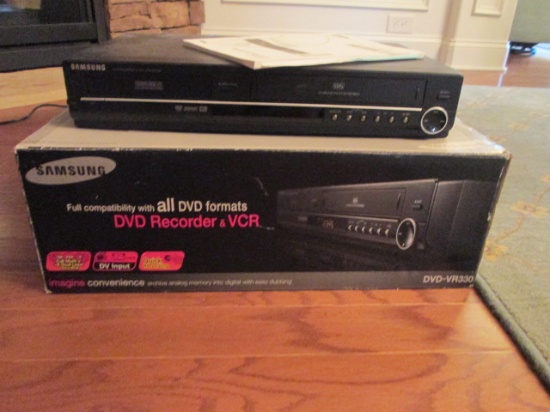 Samsung DVD-VR330 DVD Recorder/VCR Combination with Original Box