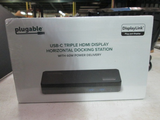 Factory Sealed in Plastic Plugable USB-C Triple HDMI Display Horizontal Docking Station