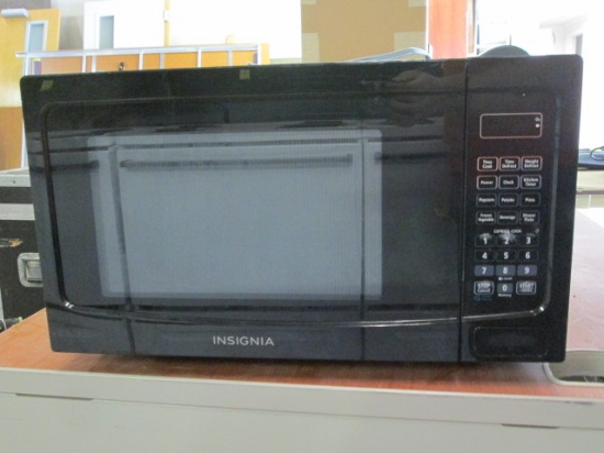 Black Insignia Microwave Oven