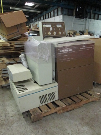 Beckman Model J2-21 Centrifuge, Perkin Elmer LS50B Luminescence Spectrometer