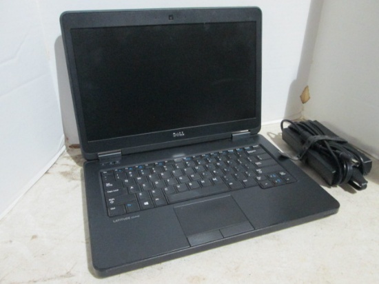 Dell Latitude 5440 Laptop with Charging Cord
