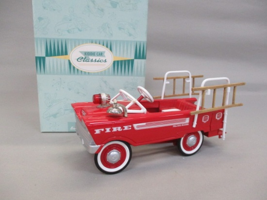 1995 Kiddie Car Classics 1962 Super Deluxe Fire Truck